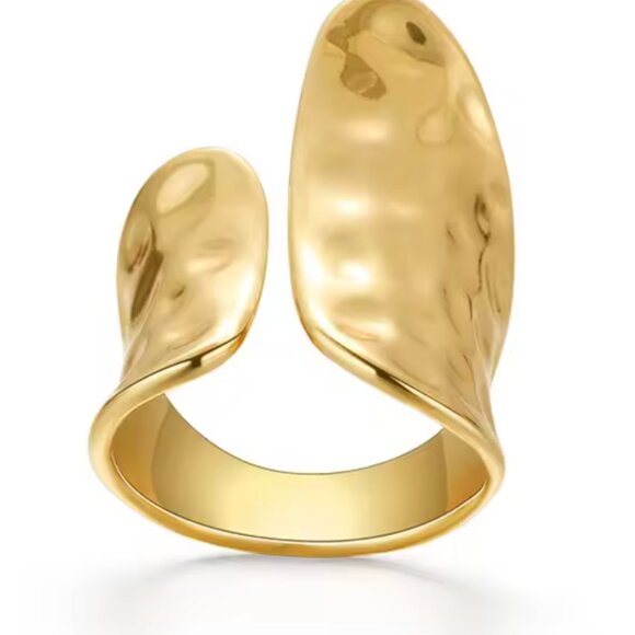 14K Gold Filled Hammered Ring - Picture 3 of 3